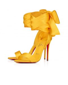 Christian Louboutin Sandale Du DéSert 100 Mm Strappy Sandals Crepe Satin Pollen