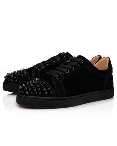 Christian Louboutin Sneaker Vieira Spikes Black/black/bk Suede